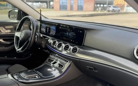 Mercedes-Benz E-Класс, 2020 год, 4 550 000 рублей, 20 фотография