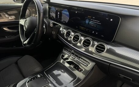 Mercedes-Benz E-Класс, 2020 год, 4 550 000 рублей, 23 фотография