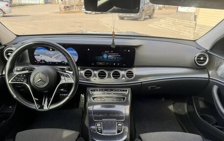 Mercedes-Benz E-Класс, 2020 год, 4 550 000 рублей, 27 фотография