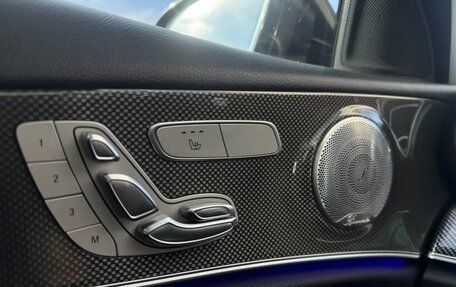 Mercedes-Benz E-Класс, 2020 год, 4 550 000 рублей, 32 фотография