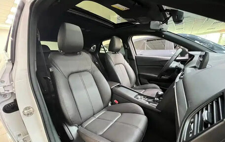 Mazda CX-4, 2023 год, 1 990 888 рублей, 18 фотография