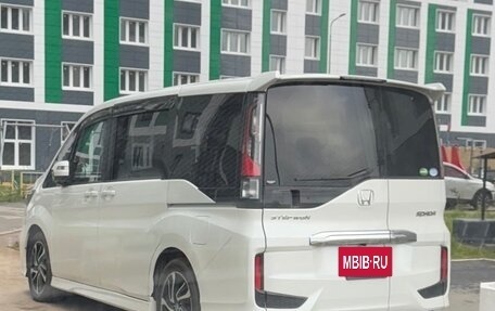Honda Stepwgn IV, 2020 год, 2 600 000 рублей, 5 фотография