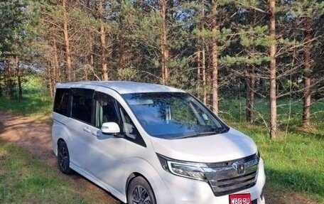 Honda Stepwgn IV, 2020 год, 2 600 000 рублей, 1 фотография