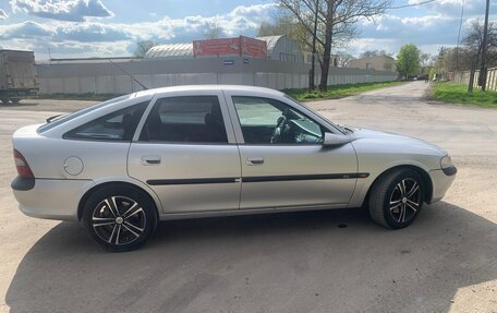 Opel Vectra B рестайлинг, 1997 год, 550 000 рублей, 4 фотография