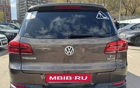 Volkswagen Tiguan I, 2015 год, 1 850 000 рублей, 4 фотография