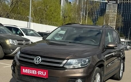 Volkswagen Tiguan I, 2015 год, 1 850 000 рублей, 6 фотография