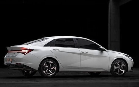 Hyundai Elantra, 2023 год, 1 700 000 рублей, 4 фотография