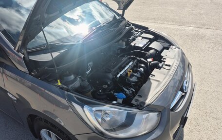 Hyundai Solaris II рестайлинг, 2013 год, 820 000 рублей, 8 фотография