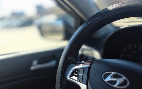 Hyundai Solaris II рестайлинг, 2013 год, 820 000 рублей, 26 фотография