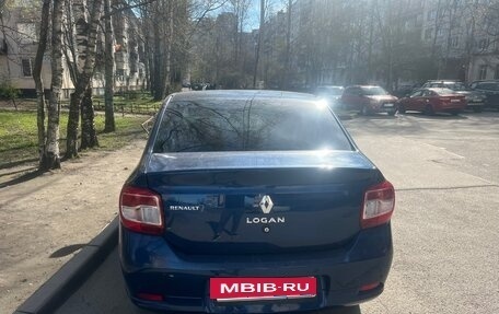 Renault Logan II, 2015 год, 750 000 рублей, 5 фотография