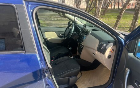 Renault Logan II, 2015 год, 750 000 рублей, 12 фотография