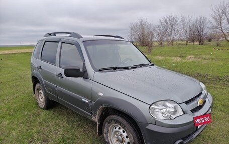 Chevrolet Niva I рестайлинг, 2011 год, 580 000 рублей, 2 фотография