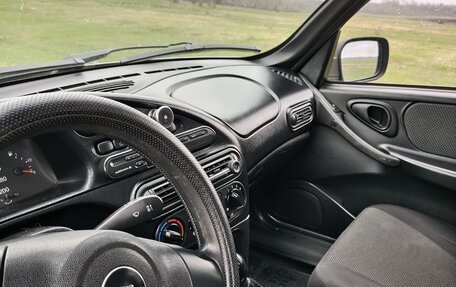 Chevrolet Niva I рестайлинг, 2011 год, 580 000 рублей, 10 фотография