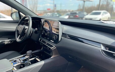 Lexus RX IV рестайлинг, 2025 год, 7 500 000 рублей, 23 фотография