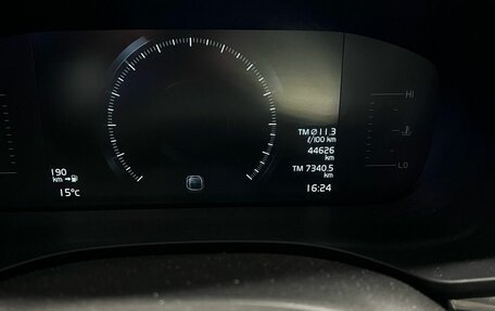 Volvo XC60 II, 2018 год, 3 990 000 рублей, 7 фотография