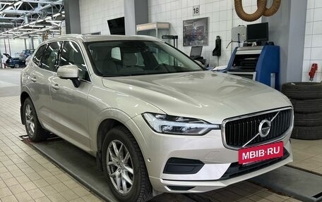 Volvo XC60 II, 2018 год, 3 990 000 рублей, 2 фотография