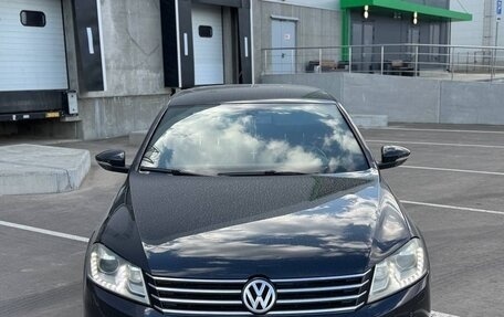 Volkswagen Passat B7, 2012 год, 815 000 рублей, 2 фотография