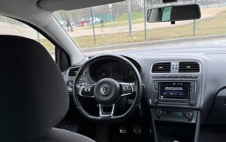 Volkswagen Polo VI (EU Market), 2018 год, 1 110 000 рублей, 18 фотография