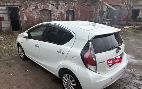 Toyota Aqua I, 2016 год, 1 050 000 рублей, 6 фотография