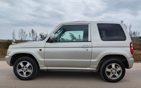 Mitsubishi Pajero Mini II, 2004 год, 290 000 рублей, 3 фотография