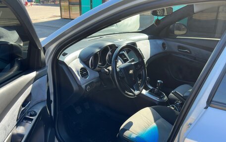 Chevrolet Cruze II, 2011 год, 745 000 рублей, 8 фотография