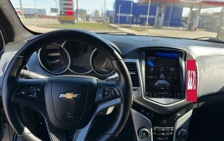 Chevrolet Cruze II, 2011 год, 745 000 рублей, 9 фотография