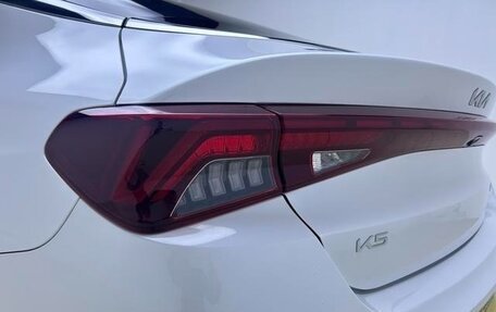 KIA K5, 2025 год, 16 фотография