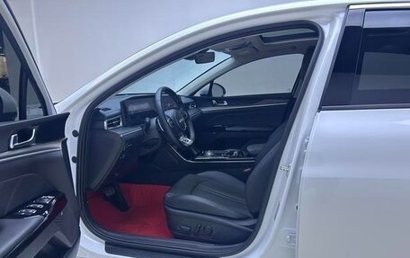 KIA K5, 2025 год, 11 фотография