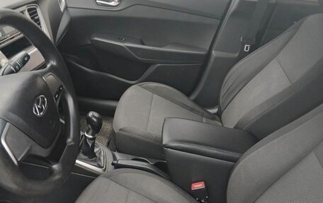 Hyundai Solaris II рестайлинг, 2019 год, 601 350 рублей, 4 фотография