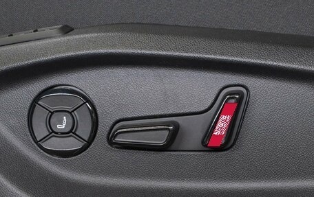 Volkswagen Tiguan, 2026 год, 4 990 000 рублей, 24 фотография