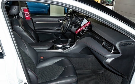 Toyota Camry, 2021 год, 3 750 000 рублей, 8 фотография