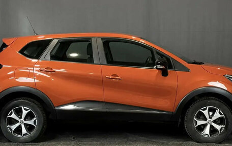 Renault Kaptur I рестайлинг, 2018 год, 1 490 000 рублей, 4 фотография