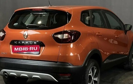 Renault Kaptur I рестайлинг, 2018 год, 1 490 000 рублей, 5 фотография