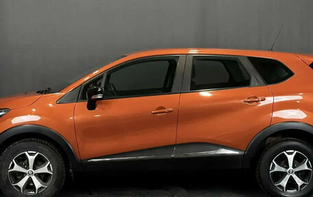 Renault Kaptur I рестайлинг, 2018 год, 1 490 000 рублей, 8 фотография