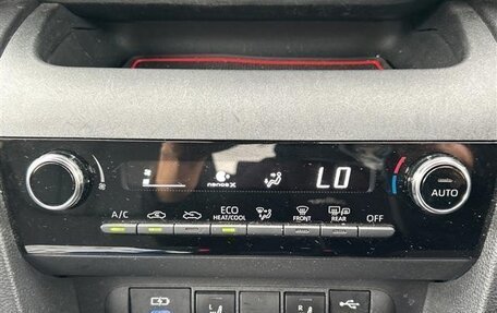 Toyota Yaris Cross, 2023 год, 1 599 000 рублей, 14 фотография