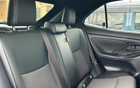 Toyota Yaris Cross, 2023 год, 1 599 000 рублей, 17 фотография