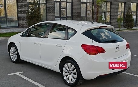 Opel Astra J, 2012 год, 750 000 рублей, 4 фотография