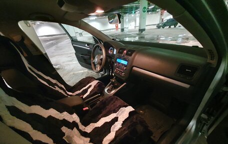 Volkswagen Jetta VI, 2010 год, 950 000 рублей, 7 фотография