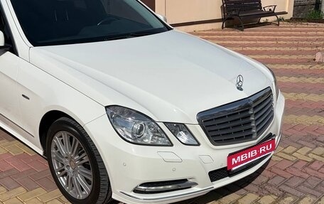 Mercedes-Benz E-Класс, 2010 год, 2 100 000 рублей, 7 фотография