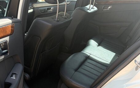 Mercedes-Benz E-Класс, 2010 год, 2 100 000 рублей, 23 фотография