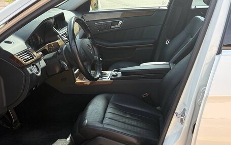 Mercedes-Benz E-Класс, 2010 год, 2 100 000 рублей, 22 фотография