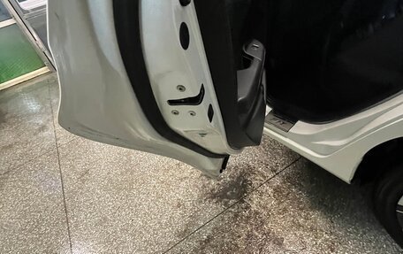 Honda Fit III, 2018 год, 900 000 рублей, 7 фотография