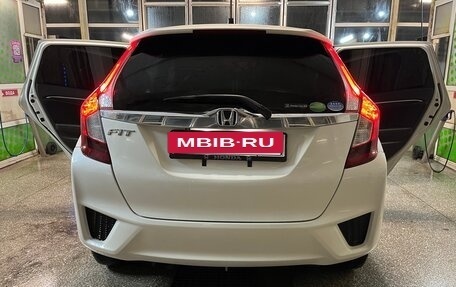Honda Fit III, 2018 год, 900 000 рублей, 21 фотография