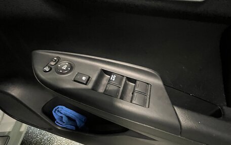 Honda Fit III, 2018 год, 900 000 рублей, 24 фотография