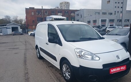 Peugeot Partner II рестайлинг 2, 2014 год, 725 000 рублей, 2 фотография