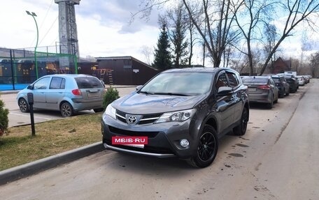 Toyota RAV4, 2013 год, 1 730 000 рублей, 8 фотография