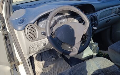 Renault Scenic III, 2000 год, 300 000 рублей, 3 фотография