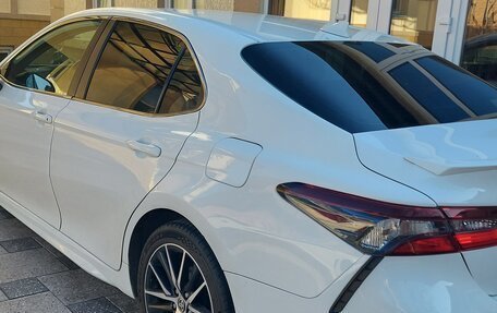 Toyota Camry, 2021 год, 2 800 000 рублей, 6 фотография