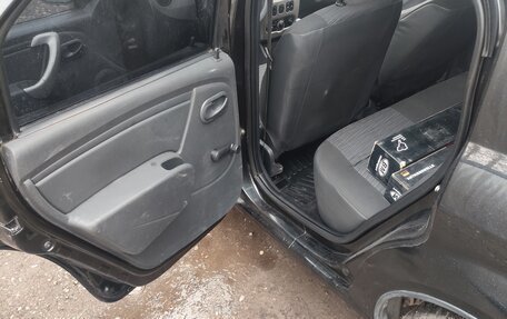 Renault Logan I, 2011 год, 350 000 рублей, 6 фотография