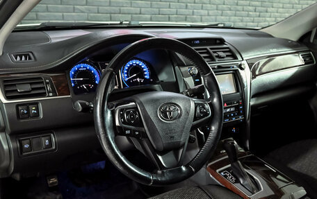 Toyota Camry, 2016 год, 2 290 000 рублей, 12 фотография